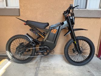 Electric bike isinwheel (CASH ONLY) (this bike is very heavy)