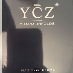 YCZ charms Unfold