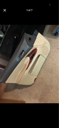 2006 gs300 driver door panel