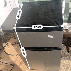 Frigidaire Refrigerator And Freezer