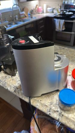 Canopy Cold Press Juicer