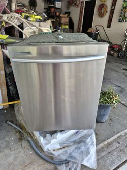 Stainless Steel Built-In Dishwasher