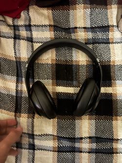 Beats Studio pros