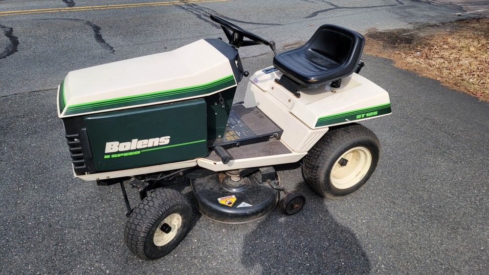 Bolens Suburban ST125 riding mower