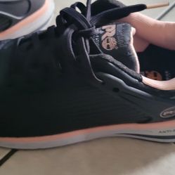 Women's Toe Work Sneakers Razz Size 7