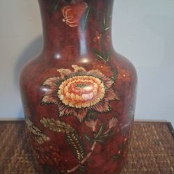 Floral Vase And 4 Drawer Chest