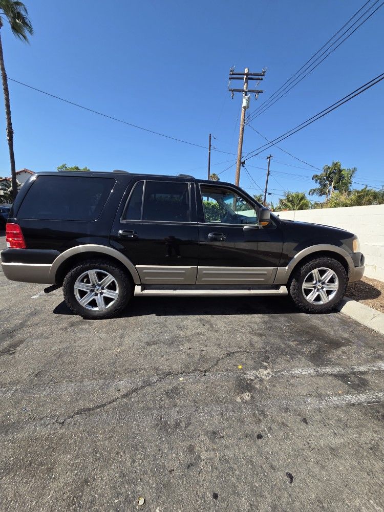 2004 Ford Expedition