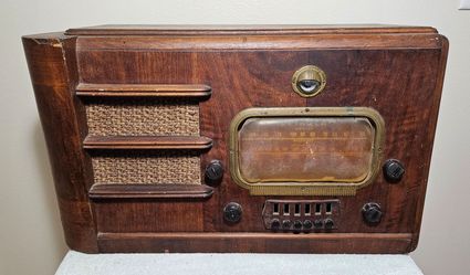 Detrola Model 314 EA Vacuum Tube Radio Wood Tabletop Antique Vintage Restoration Project 314EA READ!