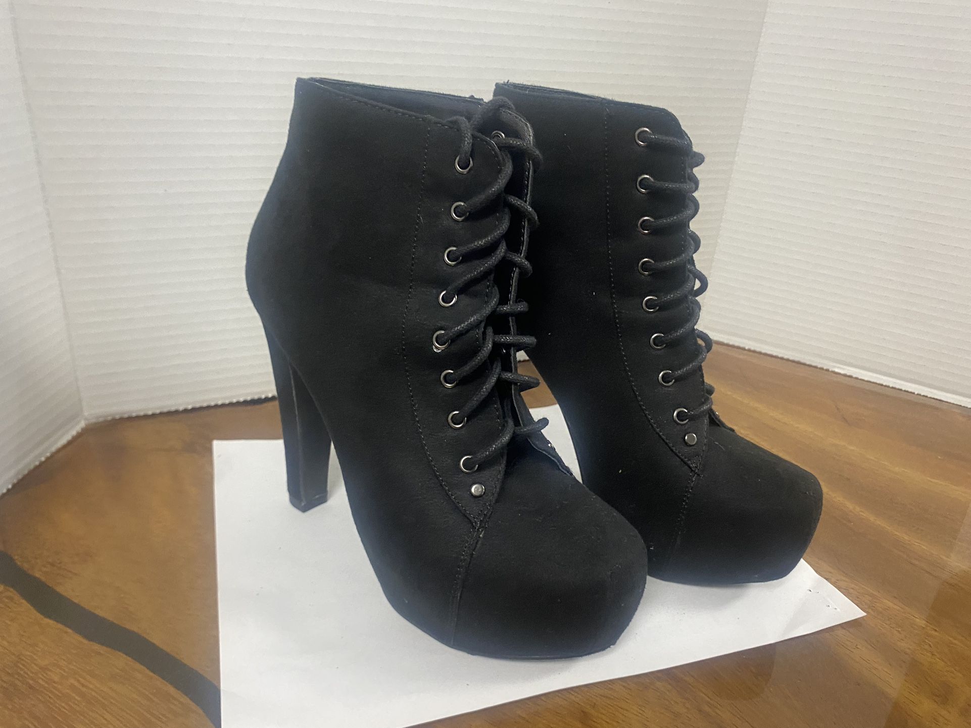 Size 6.5 Black Platform High Heel Booties