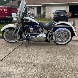 2005 Harley Davidson, softail deluxe ,