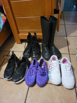 Size 1 in girls $20 for all