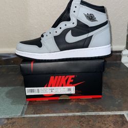 Jordan 1 “Shadow 2.0 (GS)” Size 6Y
