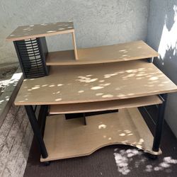 Free Desk