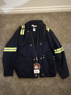 Flame resistant jacket