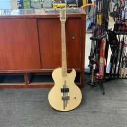 Degen 4 String Electric Bass 34” Scale