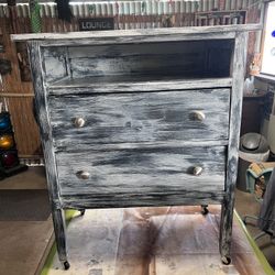 Vintage Farmhouse/ Shabby Chic Dresser/Entry Table/Media Console