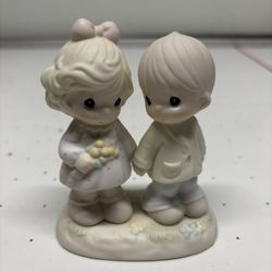 1996 Vintage Precious Moments Figurine - YOU'RE FOREVER IN MY HEART #139548