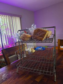 Bread basket/ holder for onion