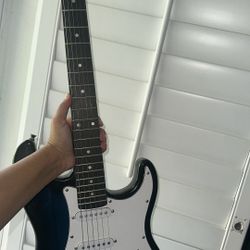 GUITAR 