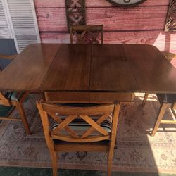 Vintage Dinning Set 