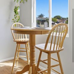 2 Seater Table And Chairs 