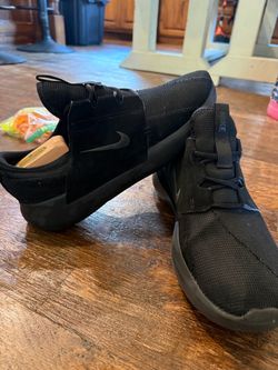 Nike E-Series AD sneakers mens sz 9