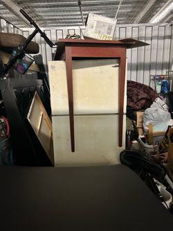Storage sale  table 45.00  Greensboro North Carolina
