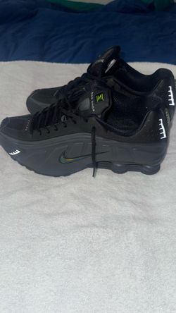 Nike shox green