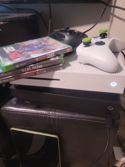 2 Xbox ones