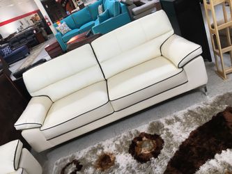 Bellavia sofa love chair