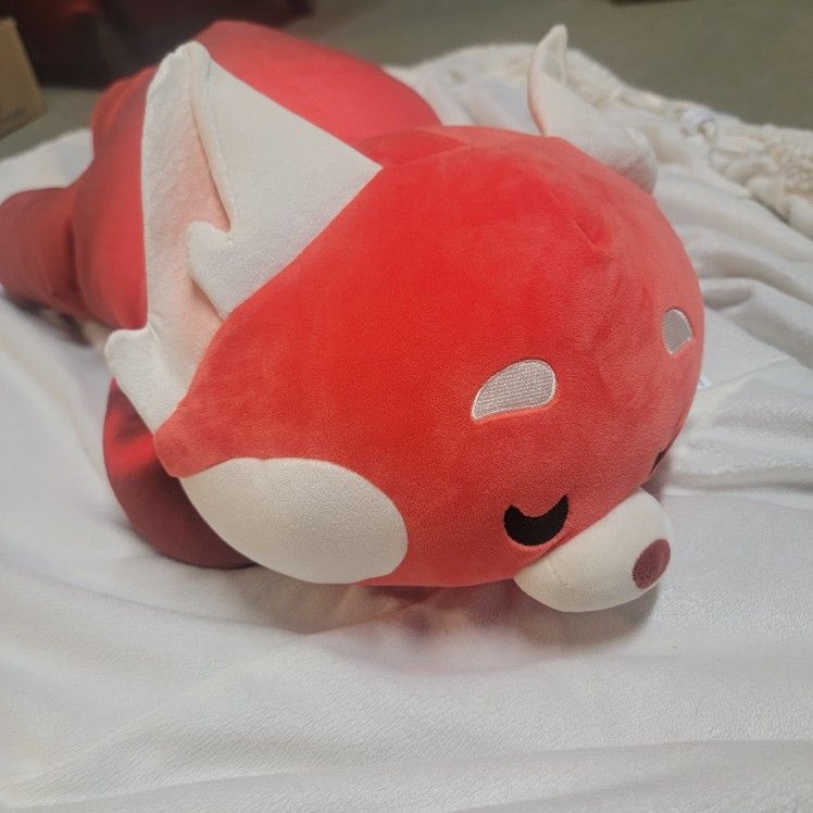 Turning Red Mei Lee Jumbo Cuddlez Plush Disneyland