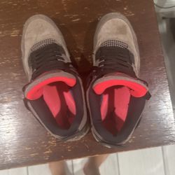 Jordan 4 Taupe Haze