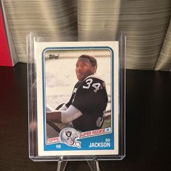 Topps Super Rookie Bo Jackson 