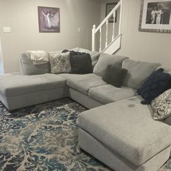 Sectional- $400 Local pick up only. 