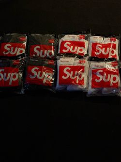 Supreme socks