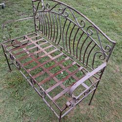 Banquito de metal solido