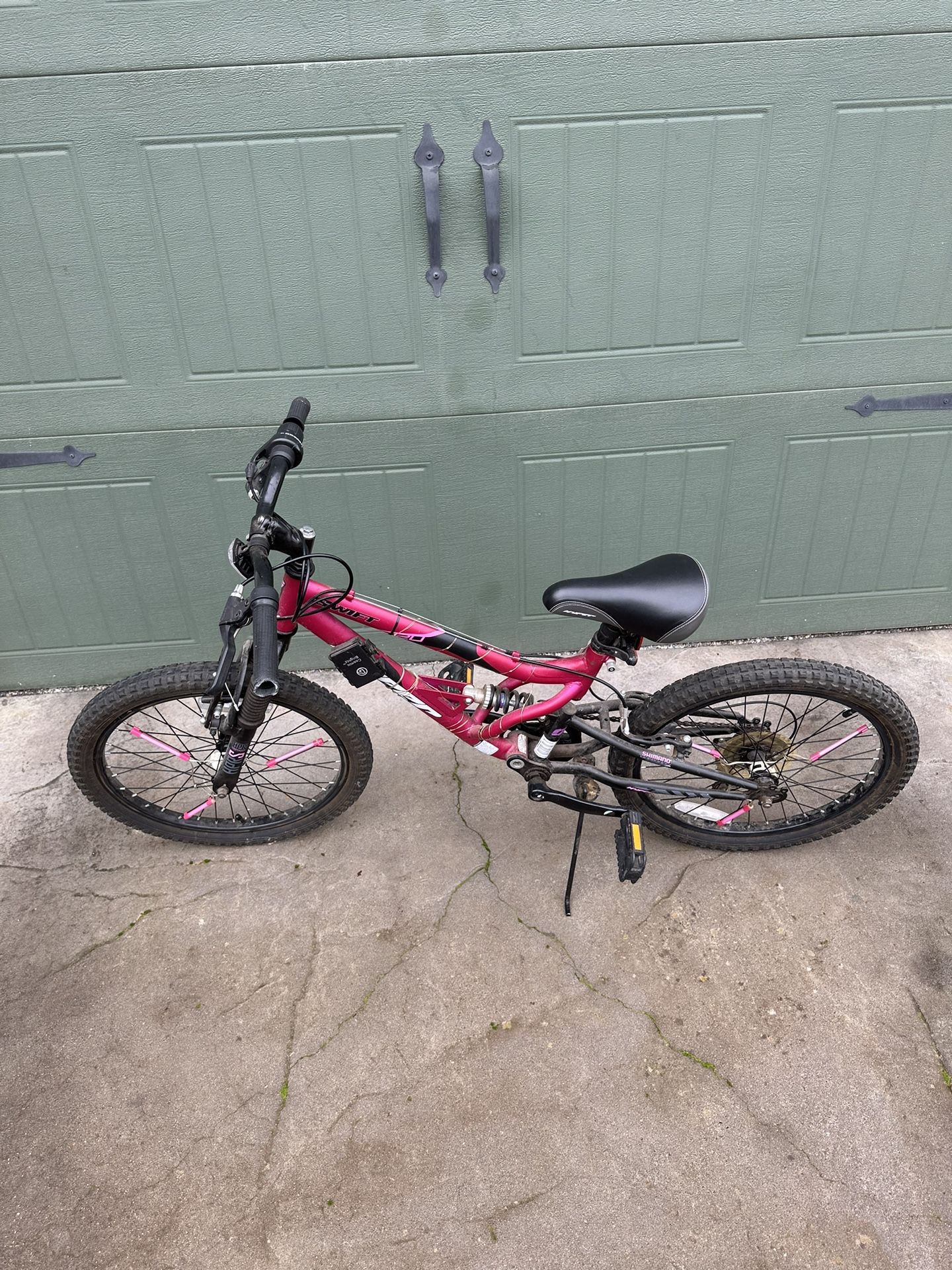 Girls 16” Wheel Mountain Bike 