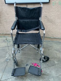 Folding Transport Wheelchair with Footrests