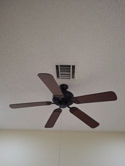 Ceiling fan