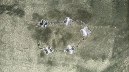 clover bracelet