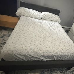 Queen Size Bedroom Set