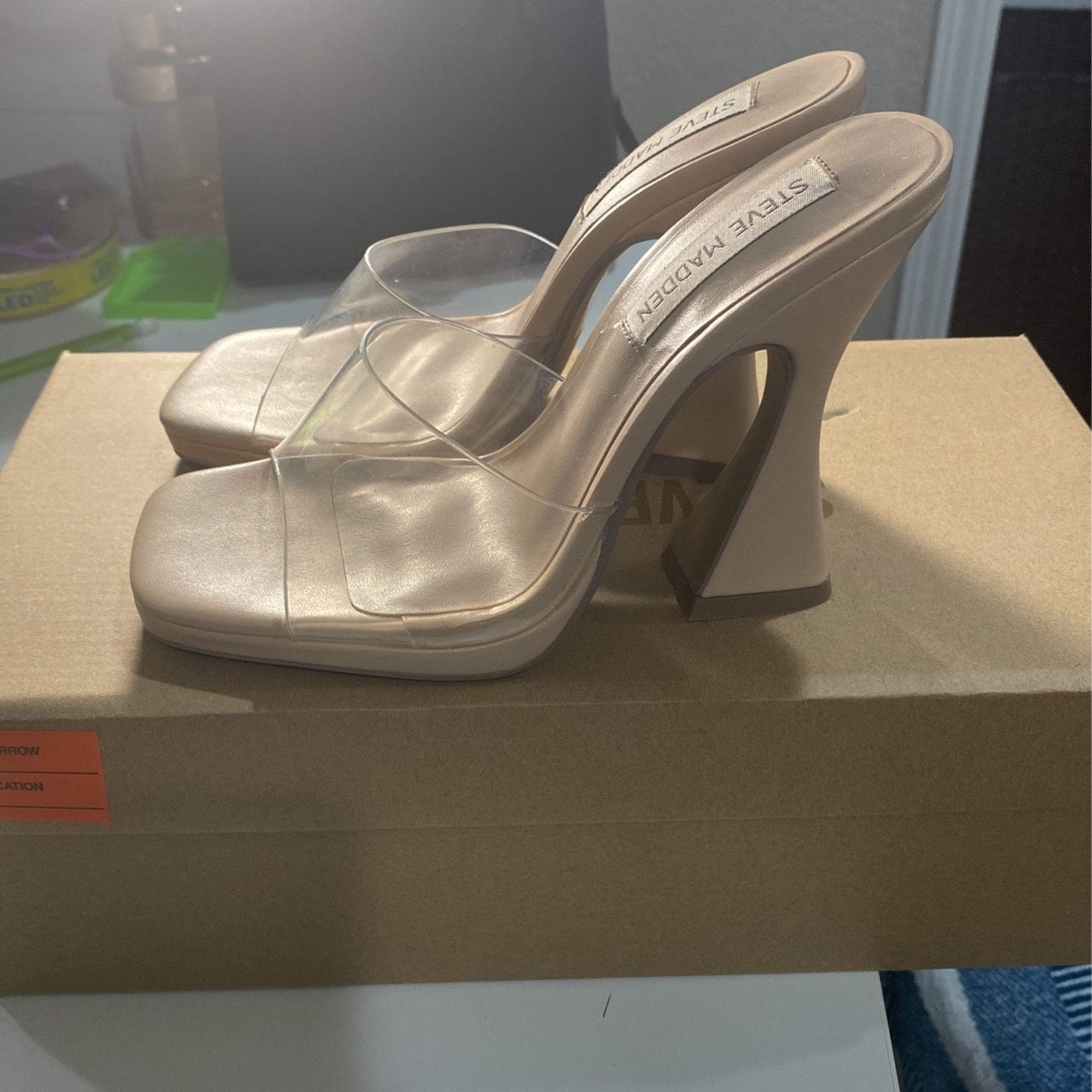 Steve Madden; Lipa clear heels; size 5.5