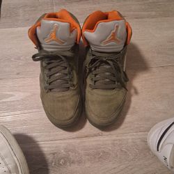 Jordans Green/Orange