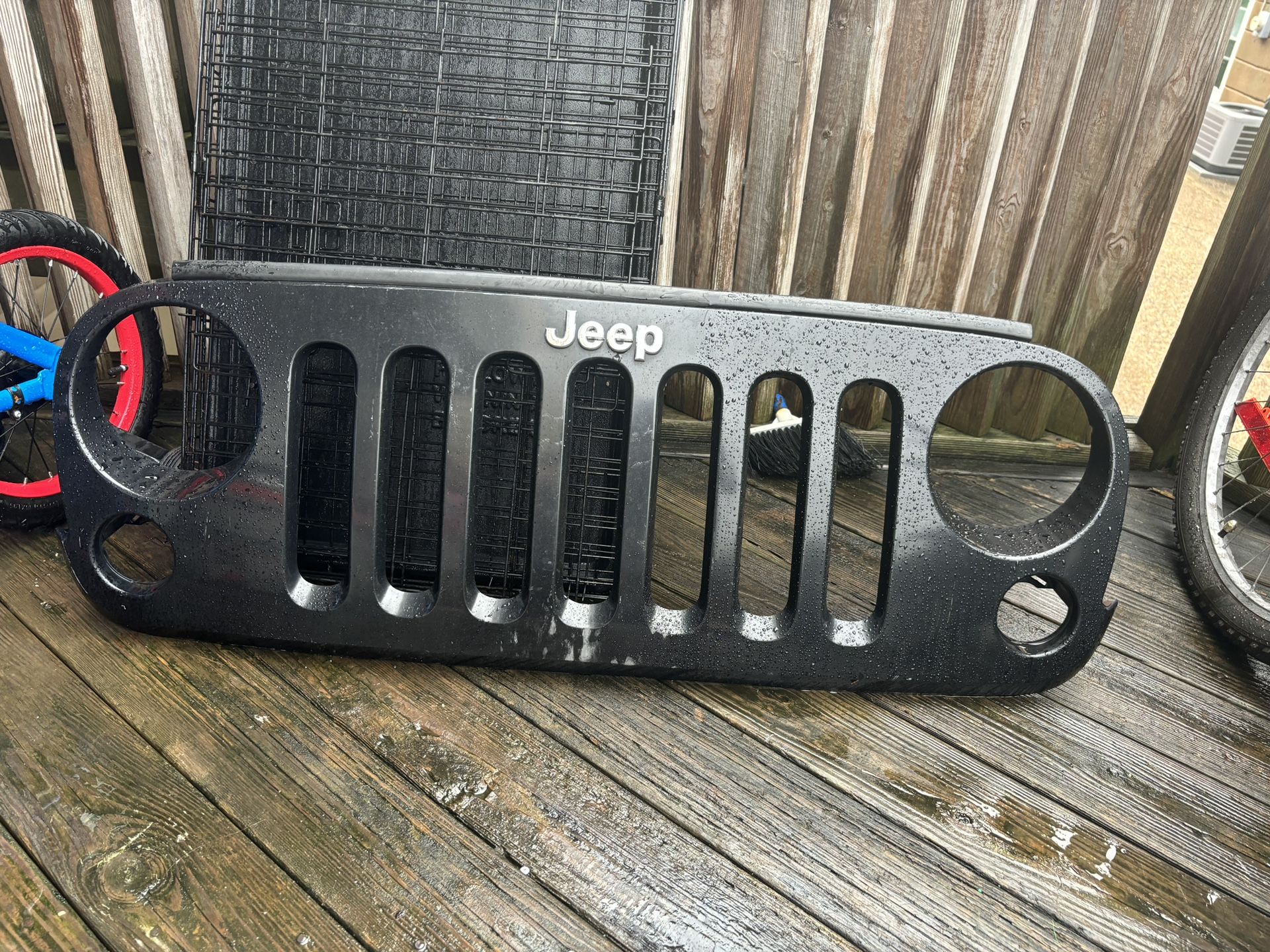 2008 Jeep Wrangler Grill