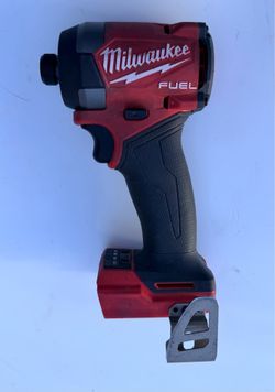 Milwaukee M18 FUEL 18V Lithium-Ion Brushless Cordless 1/4 in. Hex Impact Driver (Tool-Only)