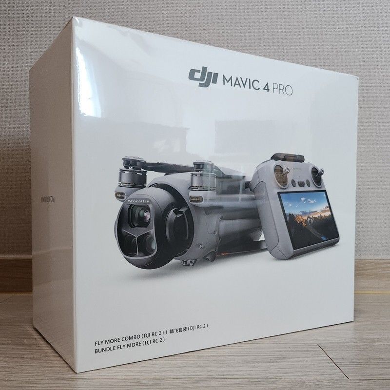 DJI Mavic 4 Pro Fly More Combo