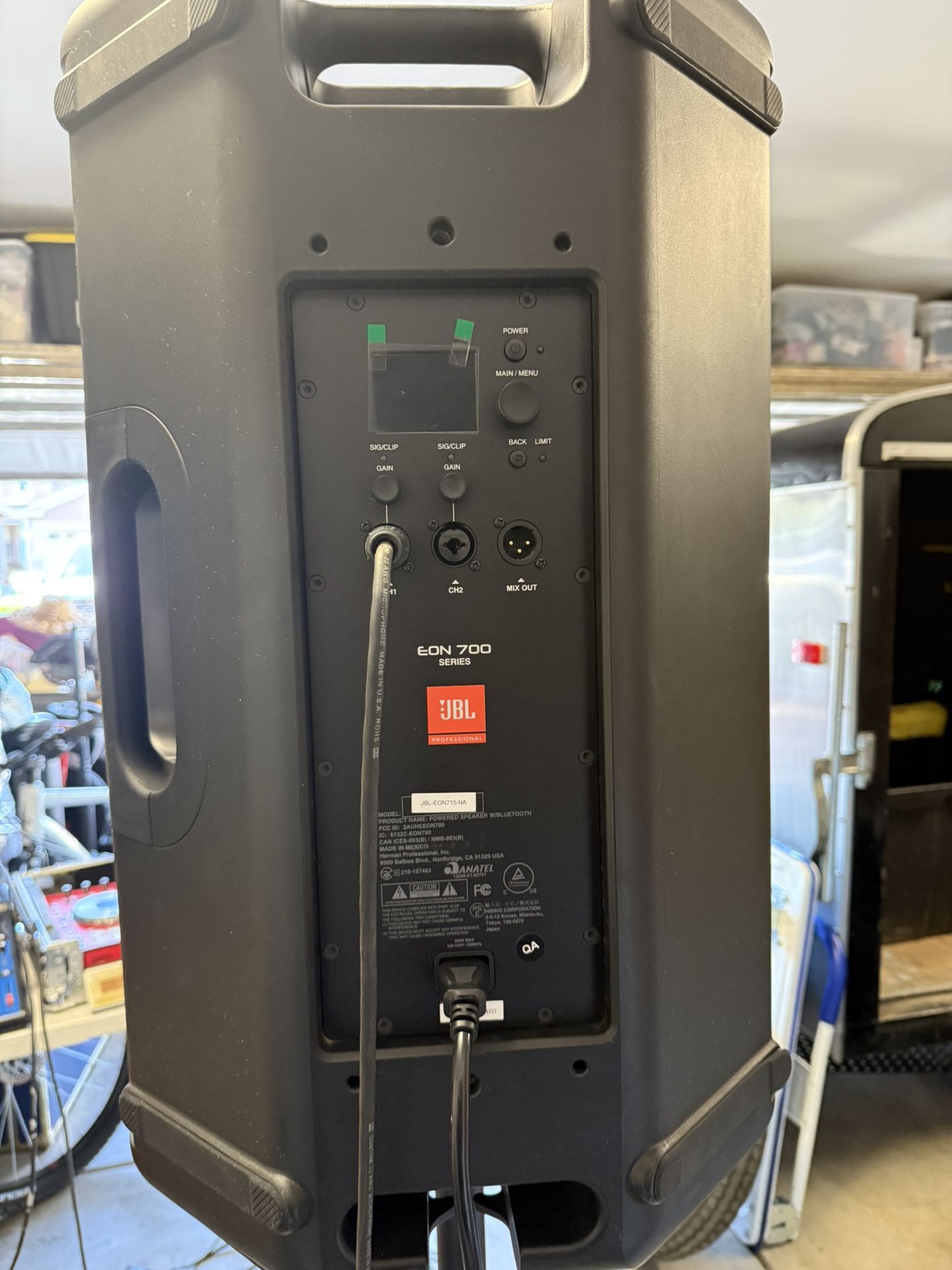 Dj equipment 