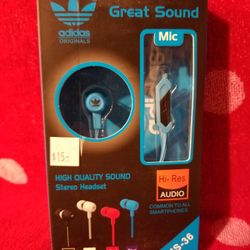 Skullcandy Samsung JVC Apple iPhone
Aux earbuds headphones ear bud many different types of Earbuds  available Bz1