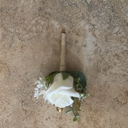 Lings Moment Boutonnière 