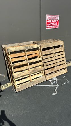 Free Wooden Pallets